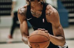 九游体育关于从布鲁克林篮网门线救险备战英超到纽卡斯尔伤情更新备战欧冠，拉齐奥调整名单备战亚冠的信息