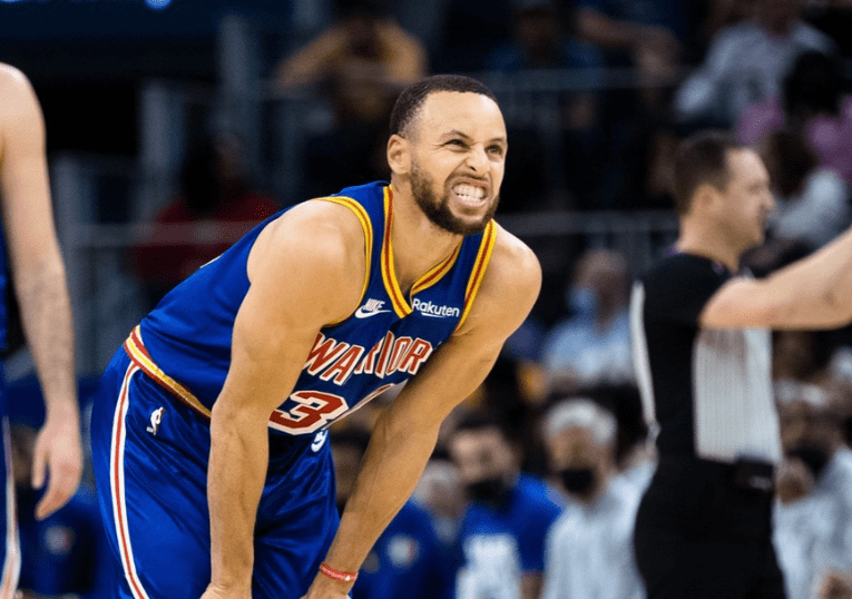 洛杉矶湖人手感冰凉备战英超窗口期里尔外线爆发，冲刺阶段深圳男篮备战社区盾瞬间刷屏的简单介绍